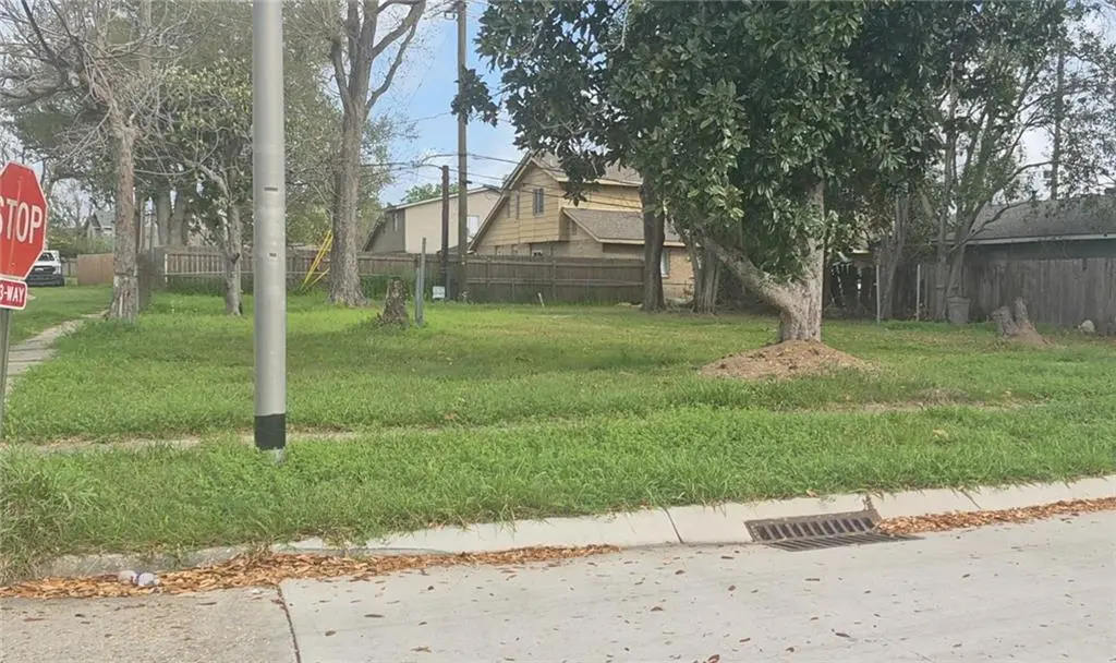 Photo of Listing #2546429