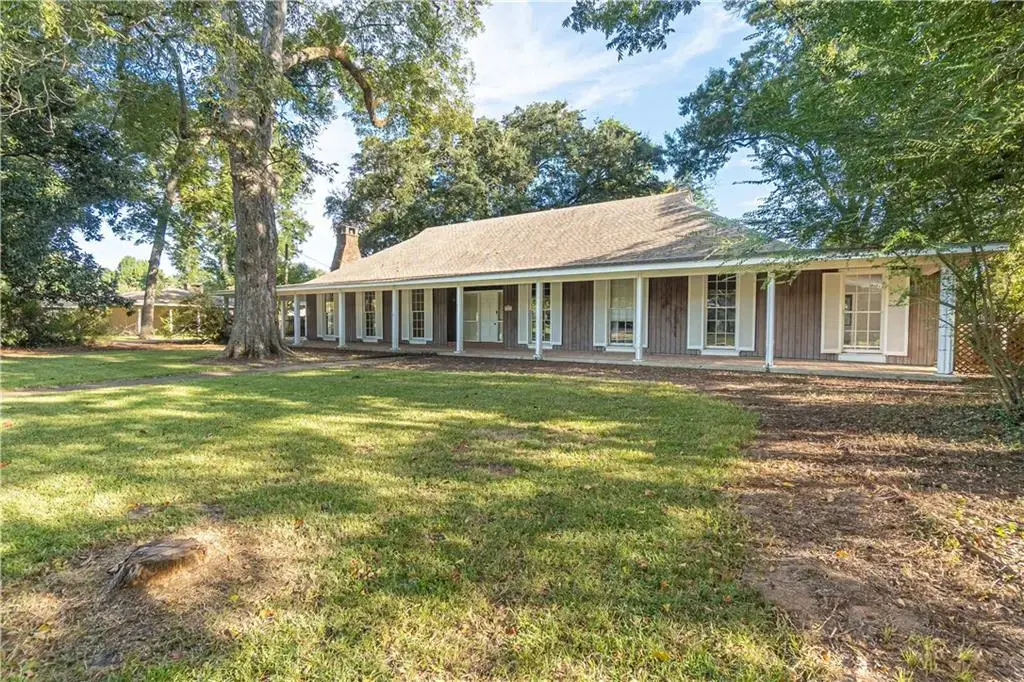 3806 Pecan Dr , Alexandria