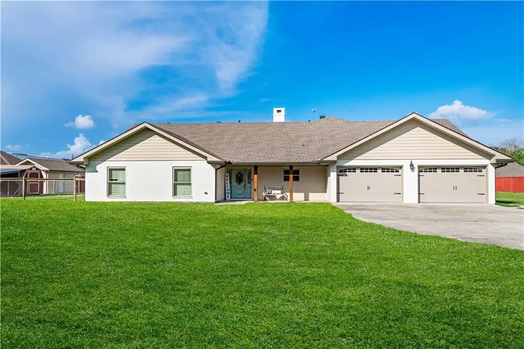 Photo of Listing #2551110