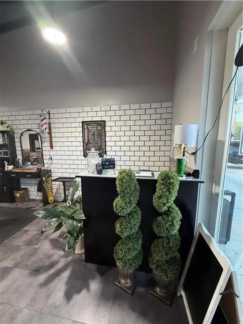9338 Us 165 Suite B Hy , Woodworth