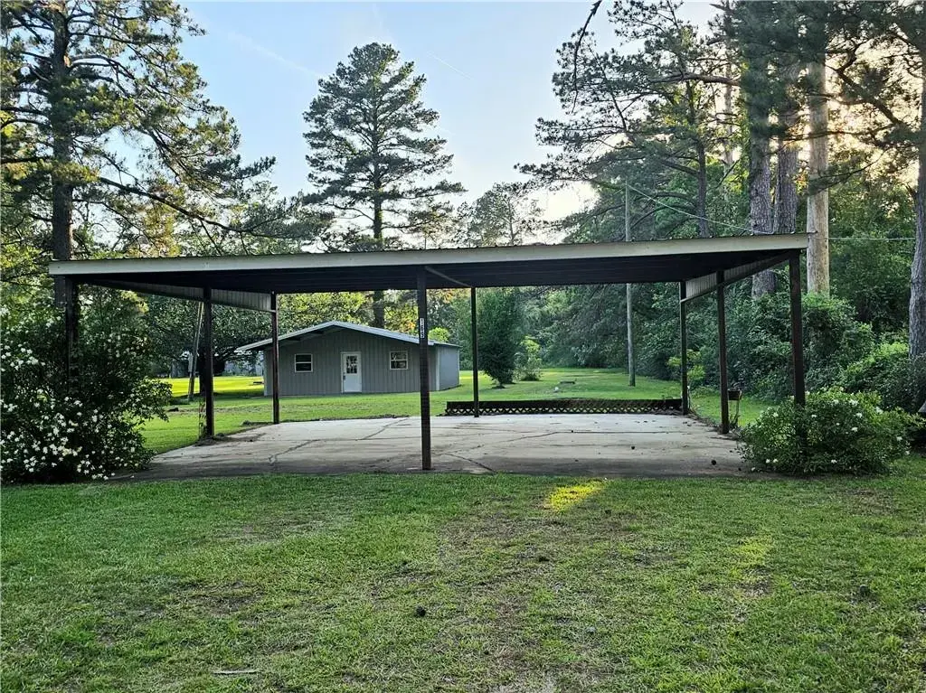 169 Lucas Rd , Deville