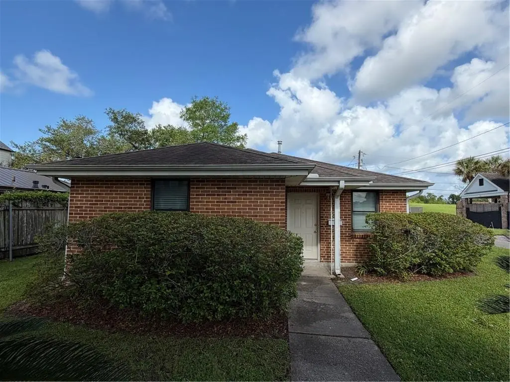 Photo of Listing #2552758