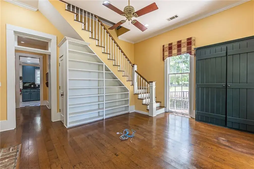 2129 Jackson St , Alexandria