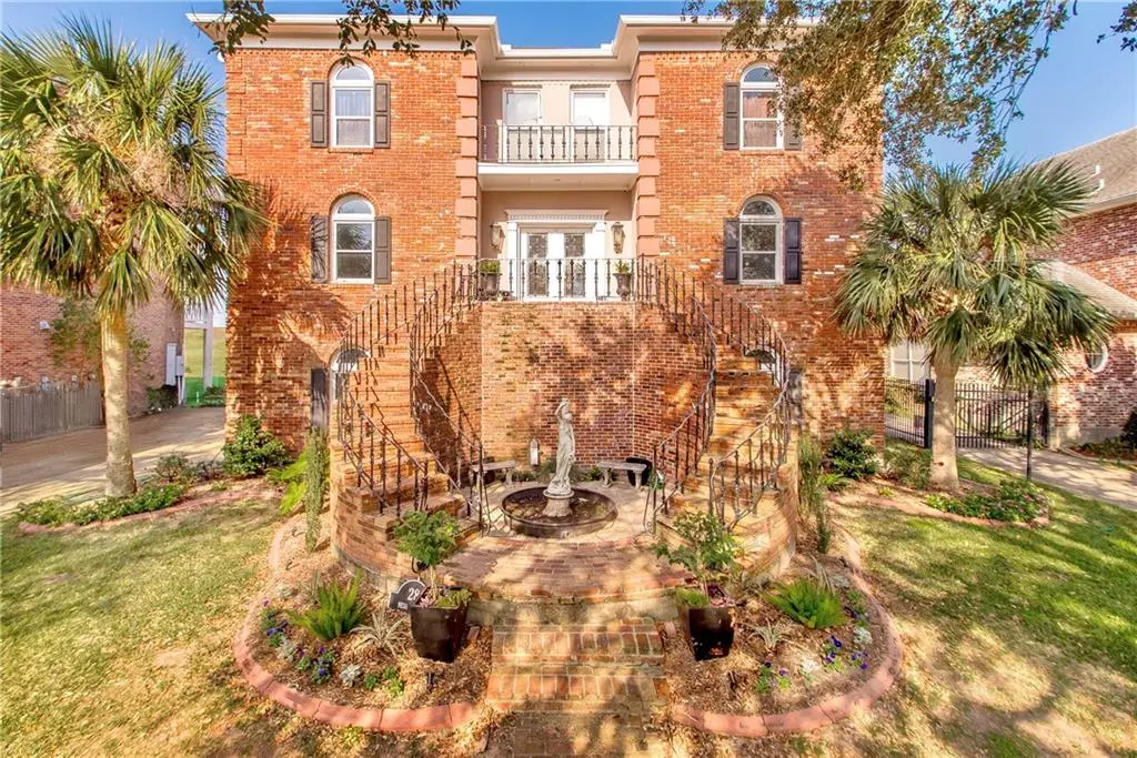 Photo of Listing #2560611