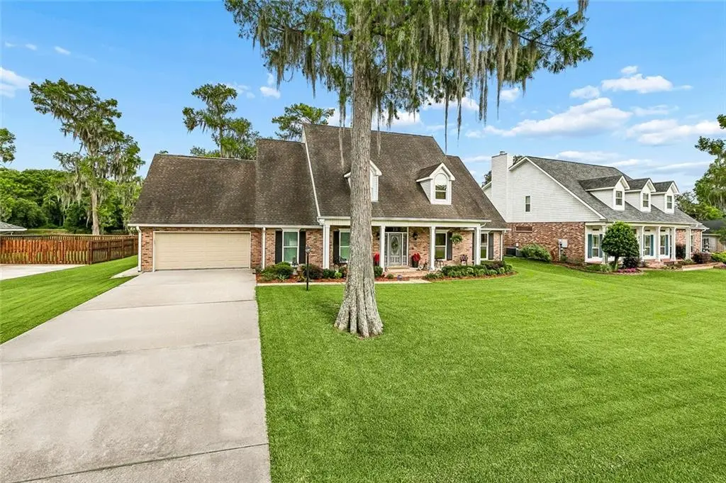 Photo of Listing #2562280