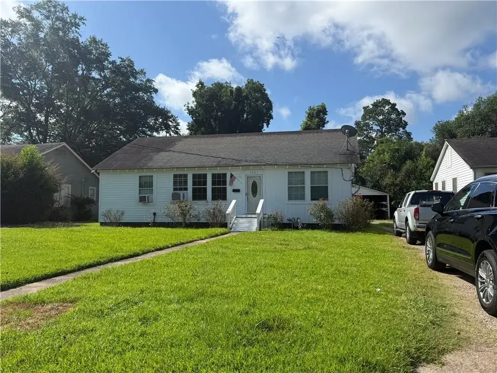 3005 Hill St , Alexandria