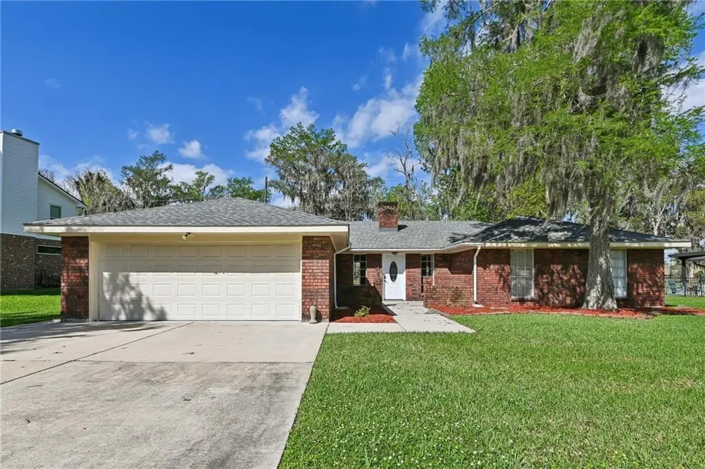 Photo of Listing #2546157