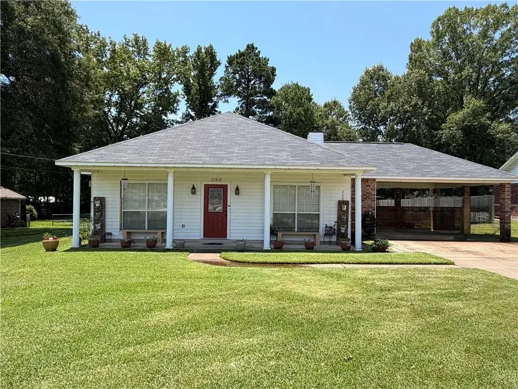 308 Twin Oaks Rd , Pineville