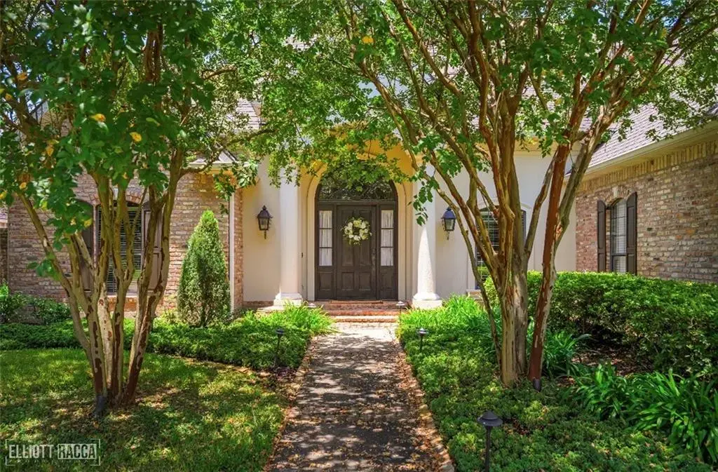 6409 Audubon Oaks, Alexandria