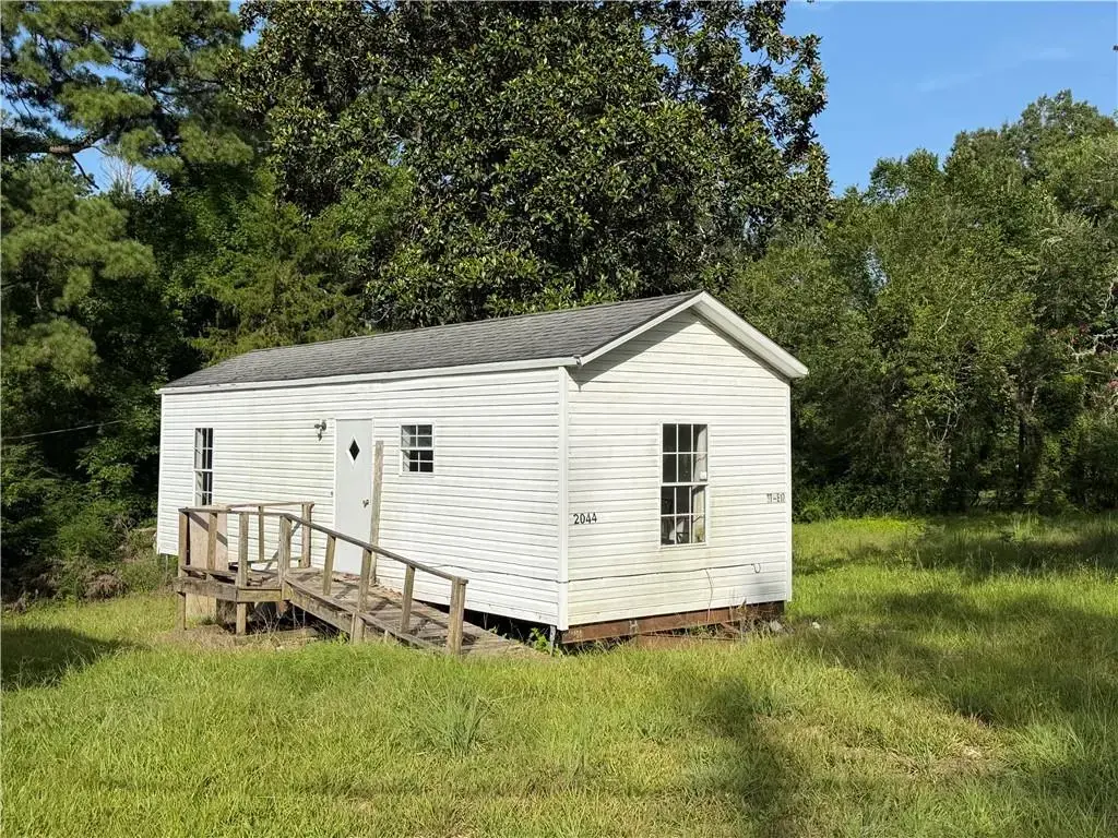 2040 Crepe Myrtle St , Pineville