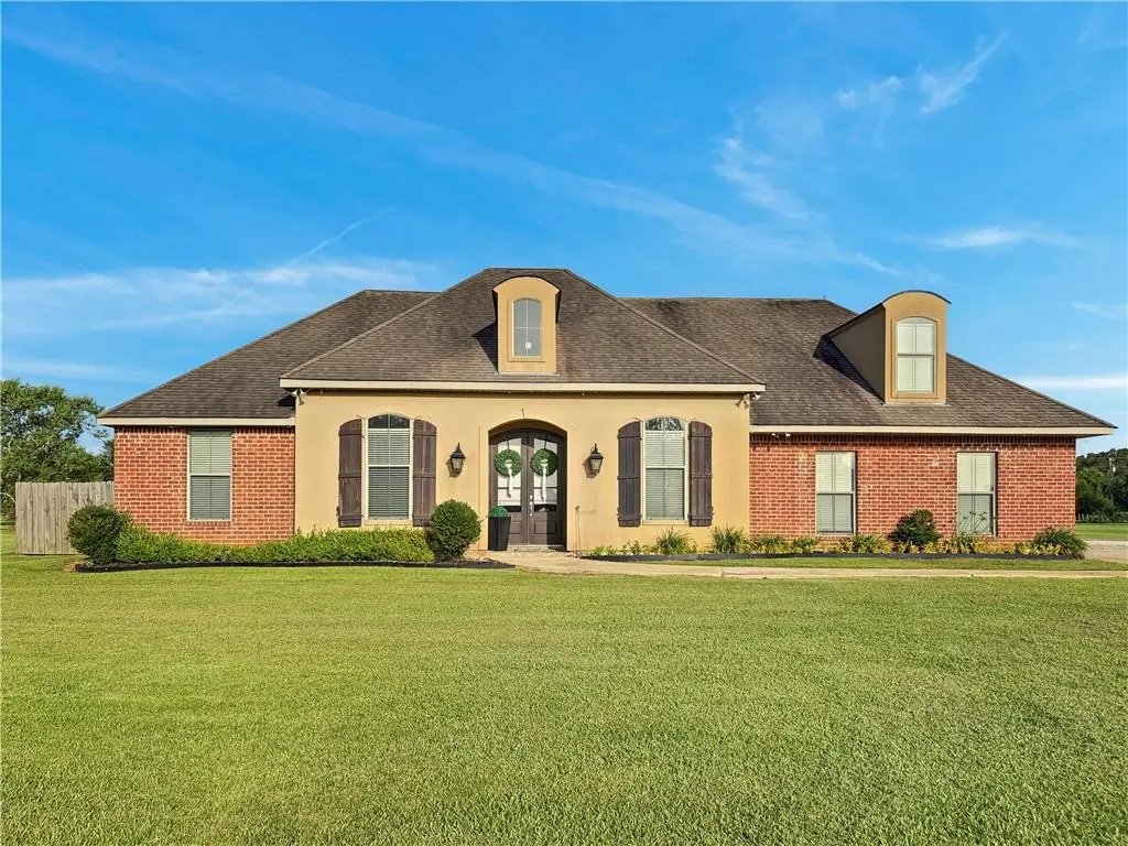 Photo of Listing #2568290