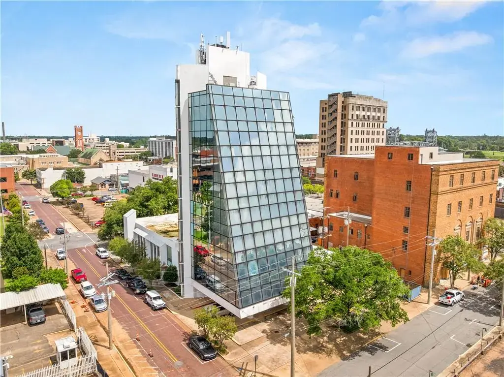 429 Murray St Tower, Alexandria
