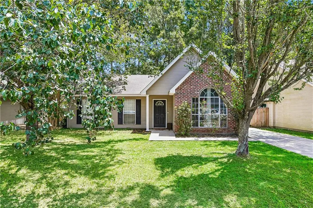 Photo of Listing #2570855