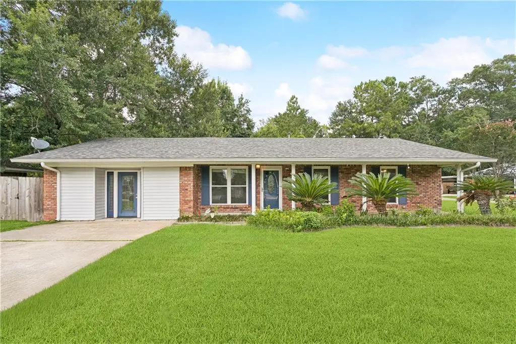 Photo of Listing #2571424