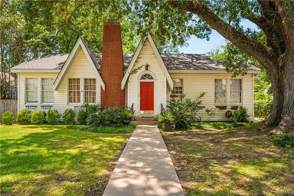 1320 Bush Av , Alexandria