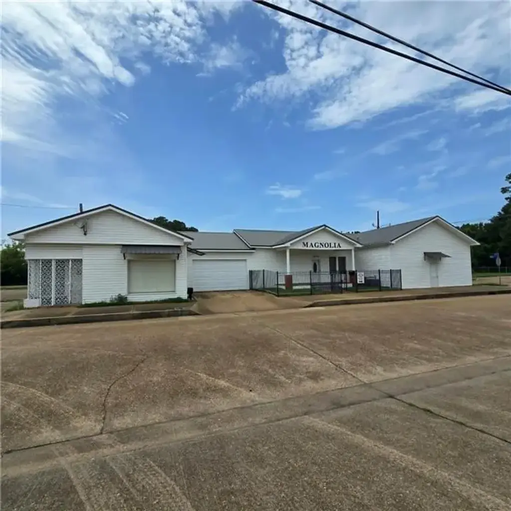 1604 Magnolia St , Alexandria