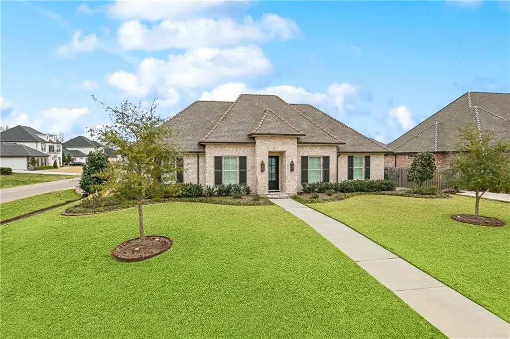 Photo of Listing #2573249