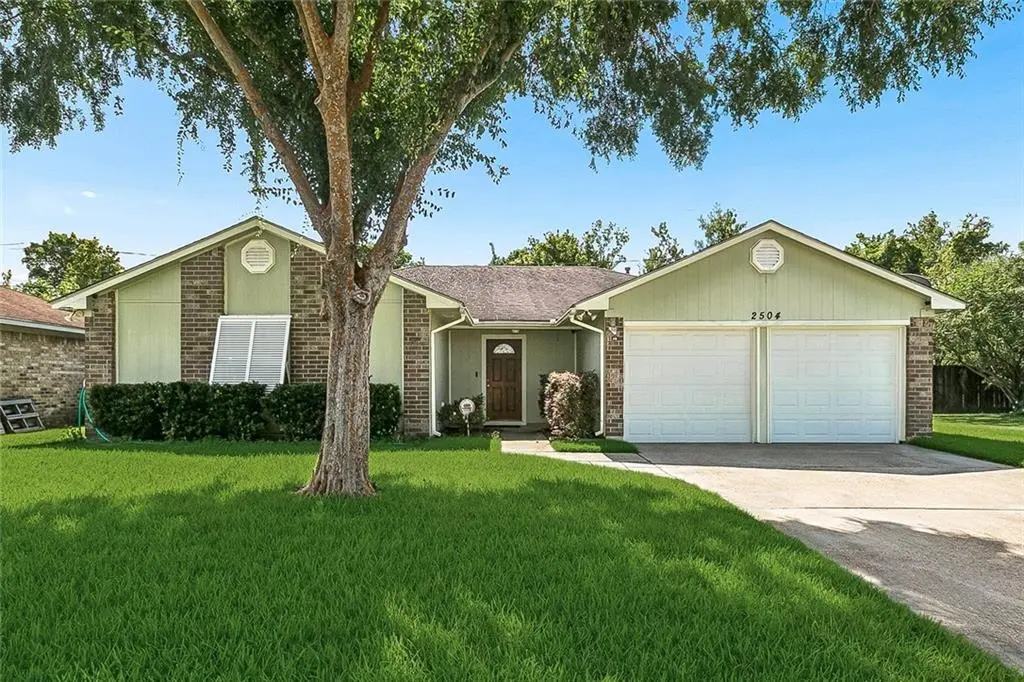 Photo of Listing #2573723