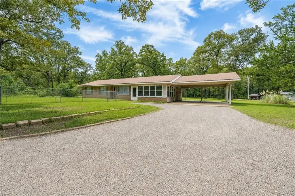 991 Philadelphia Rd , Deville