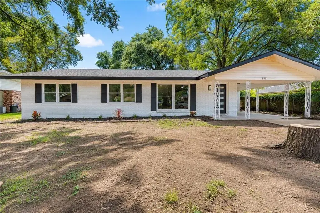 627 Highpoint Dr , Alexandria