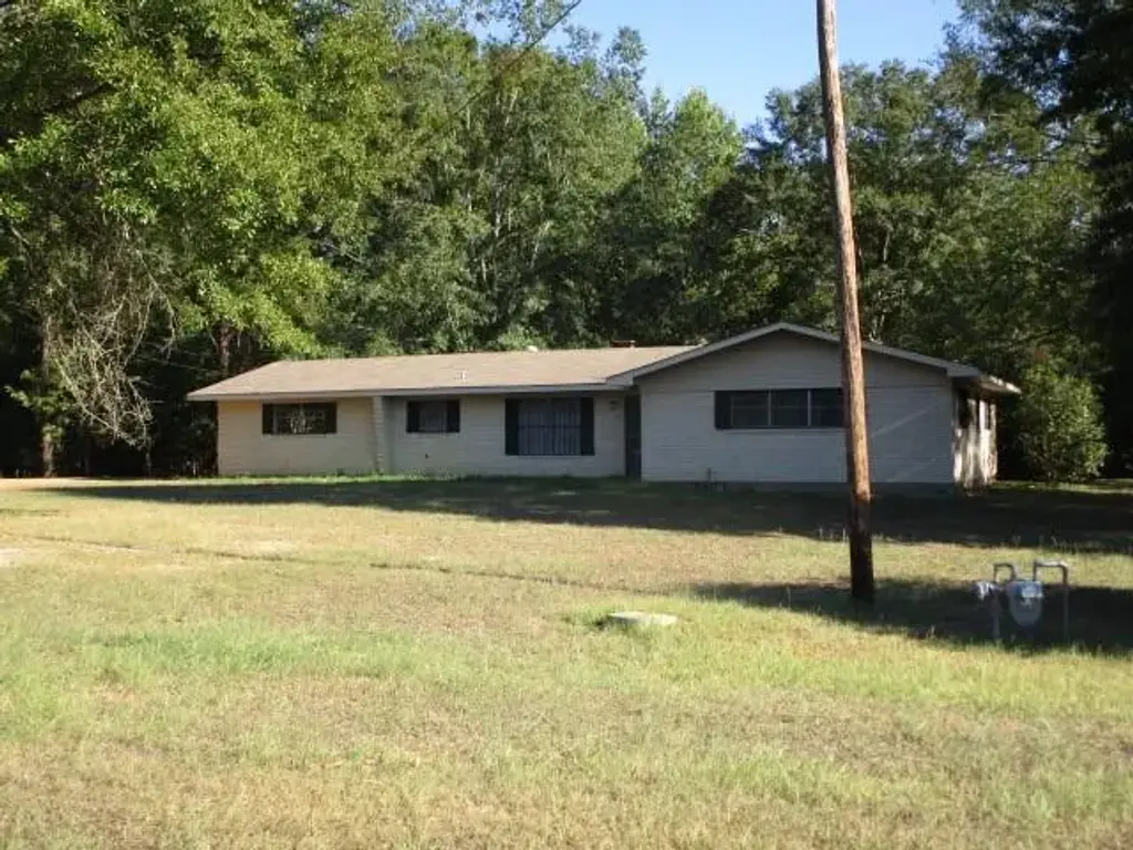 4306 Hwy 28e Hy , Pineville