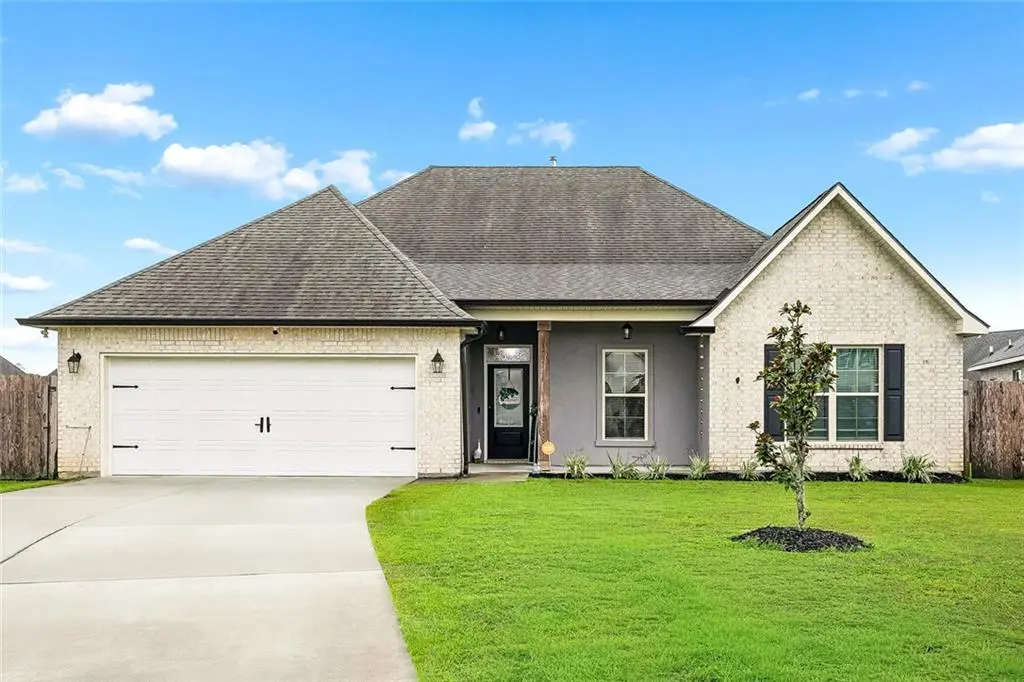 Photo of Listing #2576213