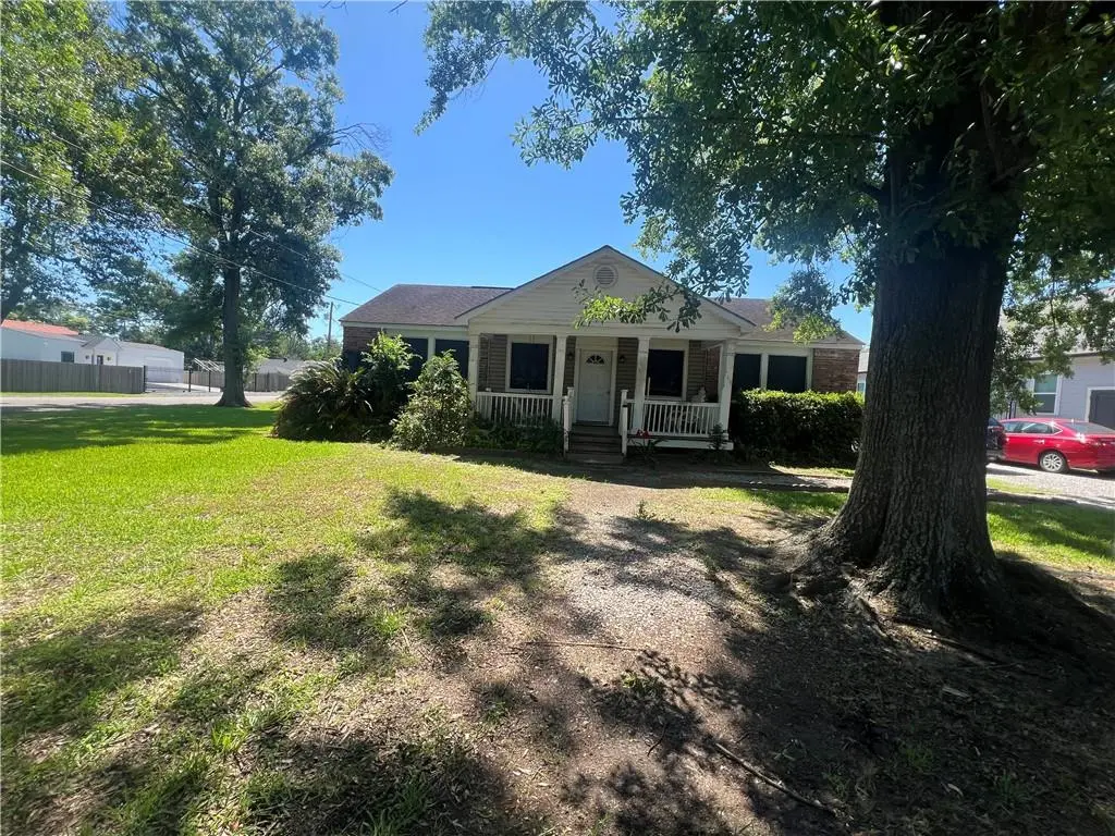 Photo of Listing #2576316