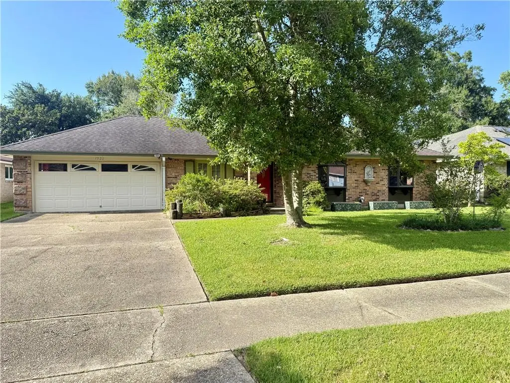 Photo of Listing #2575994