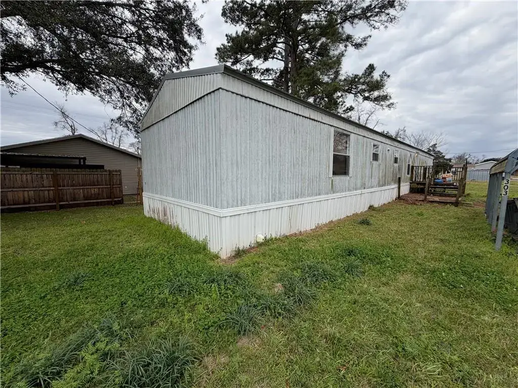 303 Sixth St , Colfax