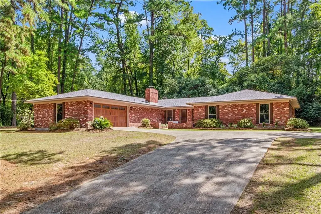 107 Washington St , Pineville