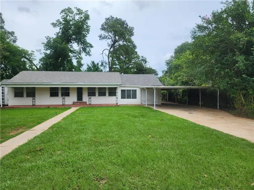 23 Calvert Dr , Alexandria