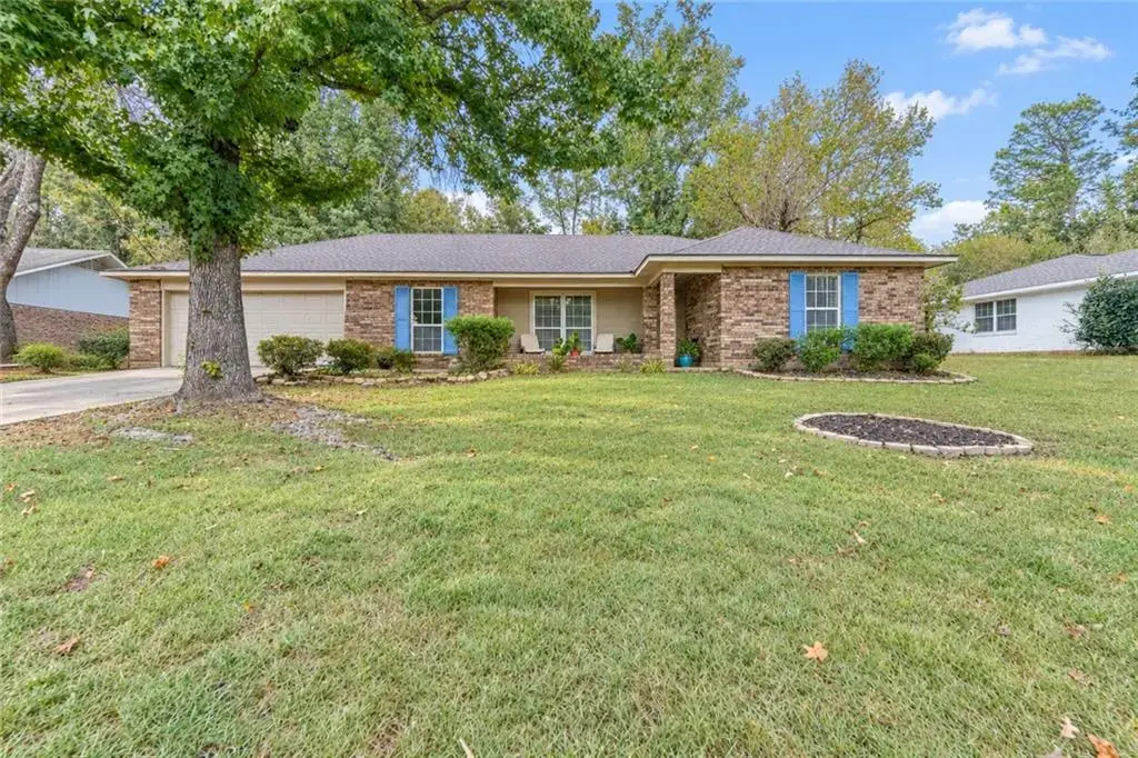 210 Fendler Pk , Pineville