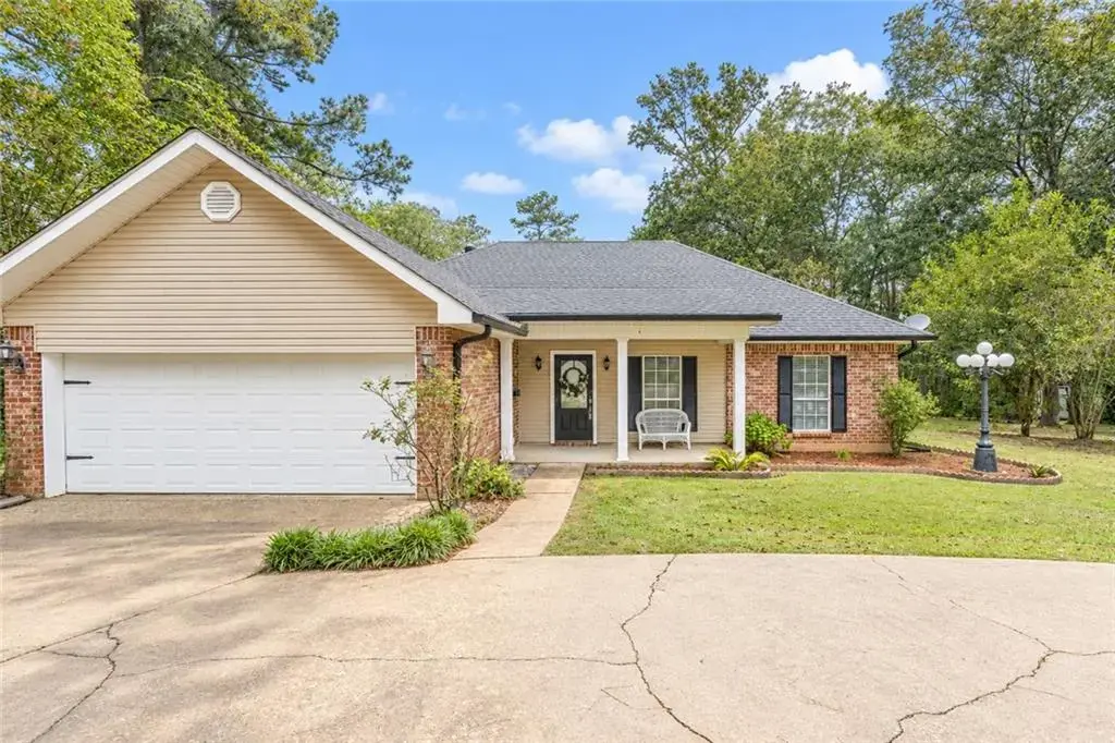 3221 Skyline Dr , Pineville