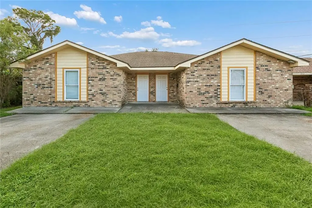 Photo of Listing #2579378