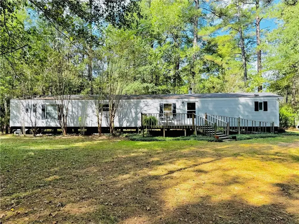 274 Credeur Rd , Pineville