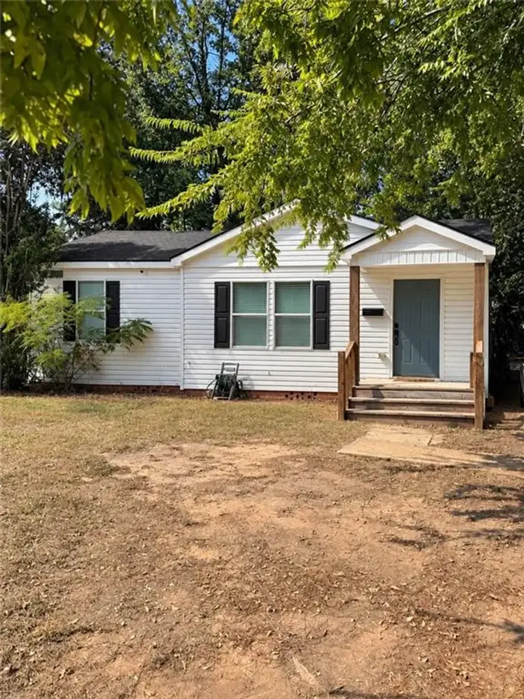 3228 Elliott St , Alexandria