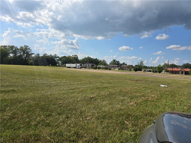 Tbd N Morrison Bl, Hammond