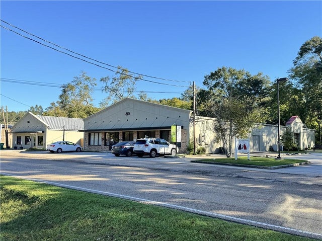 810-816 N Columbia Street, Covington