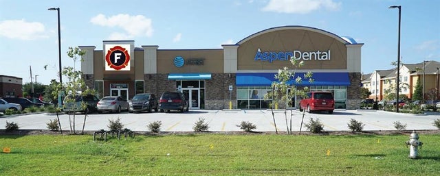 2240 Veterans Bl, Kenner