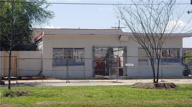 5400 Street Claude Av, New Orleans