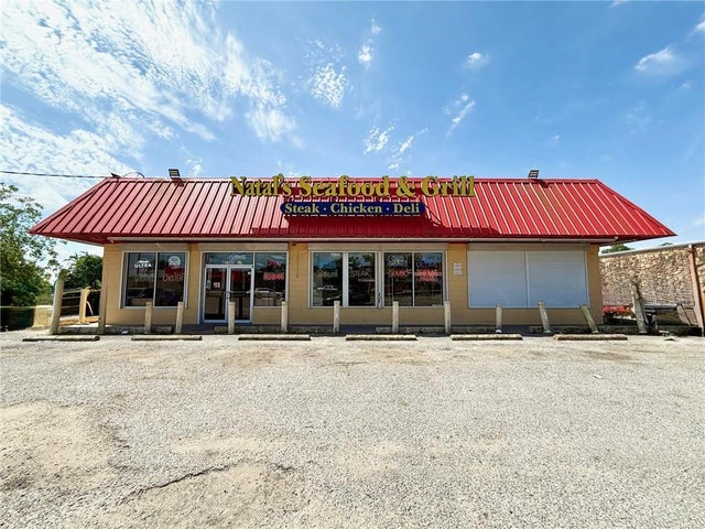 7342 Chef Menteur Hy, New Orleans