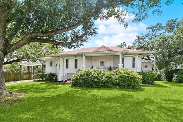 1308 Barataria Bl, Marrero