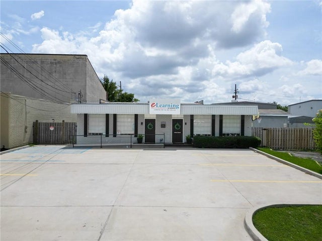 2721 Division Street, Metairie