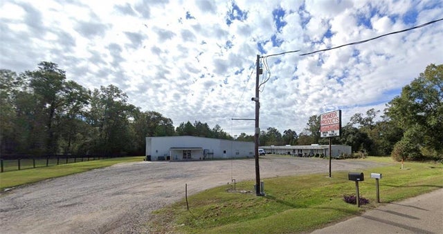 12170 W Highway 190, Hammond