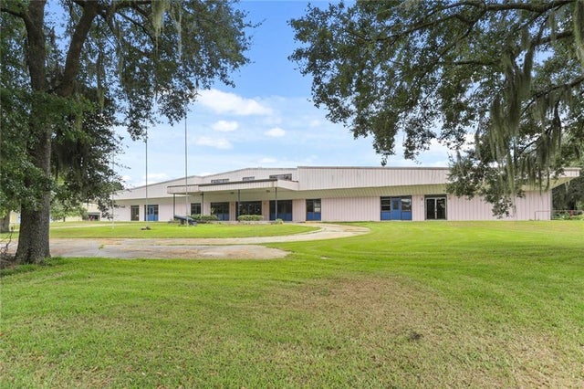 1 Lynn Oaks Drive, St Bernard