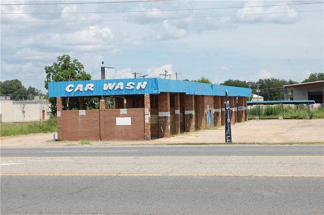 1826 North Market Street, Shreveport