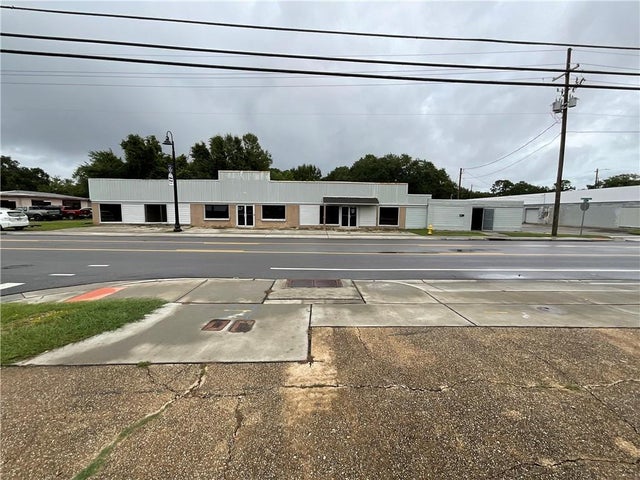 1201 Ingalls Avenue Av, Pascagoula