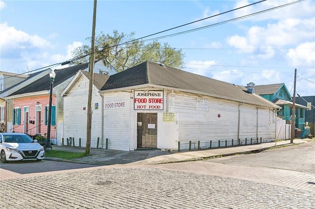 842 Josephine Street, New Orleans