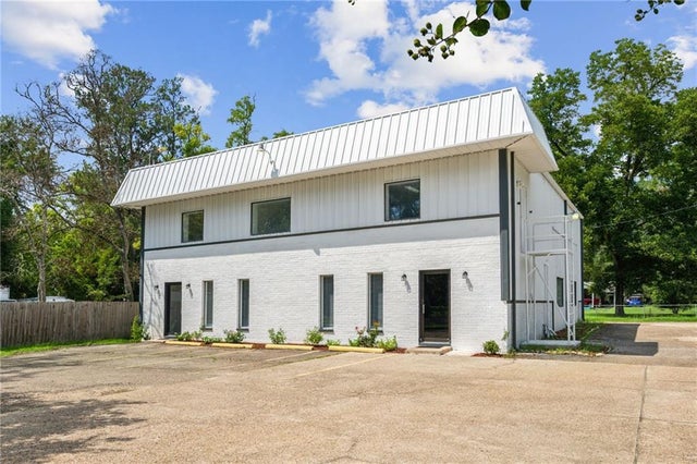 20081 Highway 36, Covington