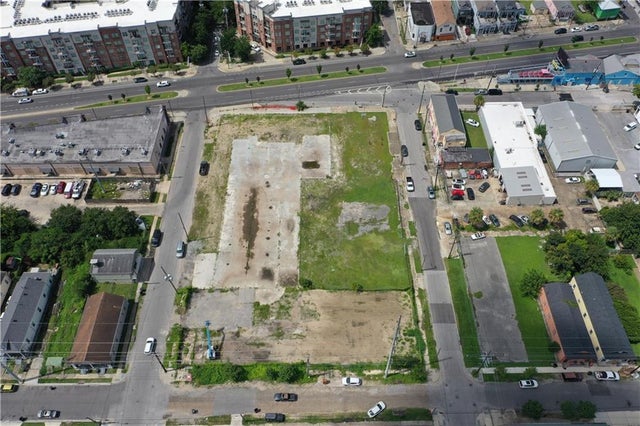 3101 Tulane Av, New Orleans